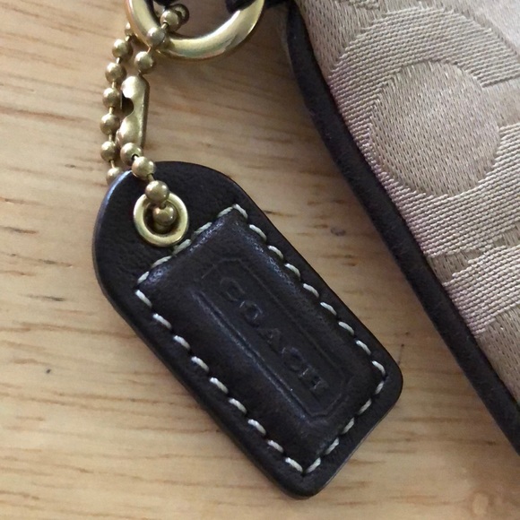 Authentic Coach Wristlet - Picture 5 of 7